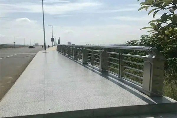 桥梁栏杆