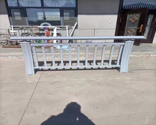 铝合金护栏